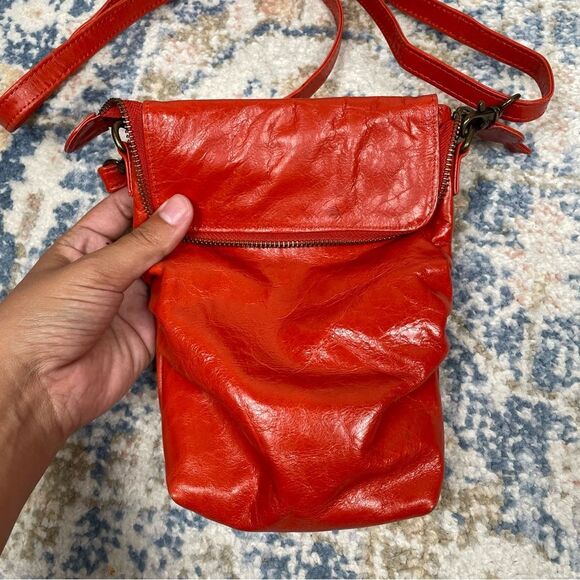 Latico Fire Red/Orange Crossbody Pouch Leather - Picture 2 of 8